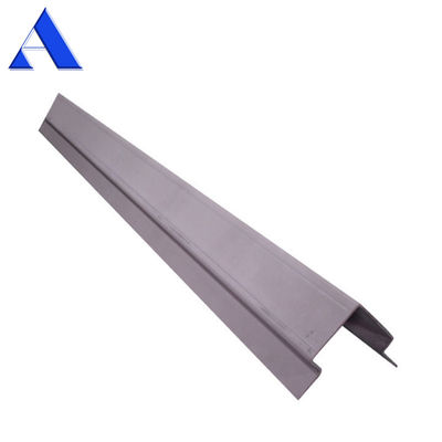 Compañía profesional de suministro estándar 20ft 40ft HC ISO Contenedor de envío piezas de repuesto y accesorios con material de suelo de madera dura
